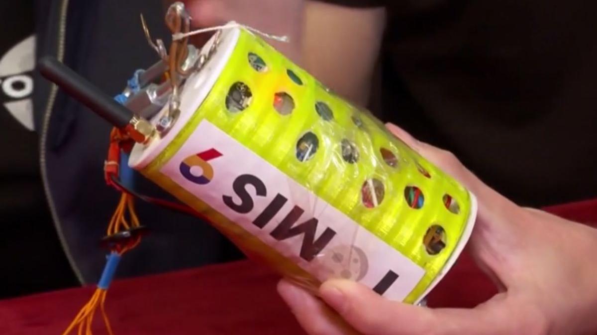 satelit doza aluminiu creat echipa elevi constanta