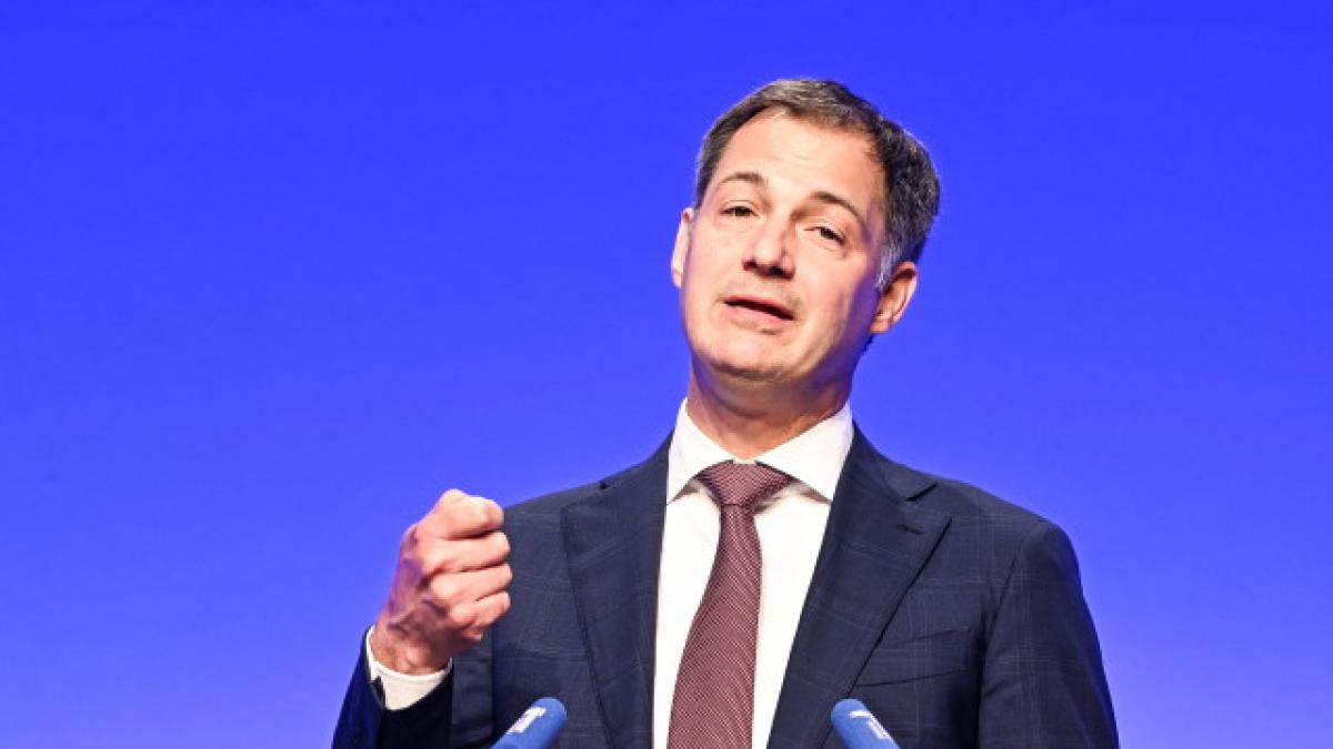 premier belgia cazut bicicleta medici