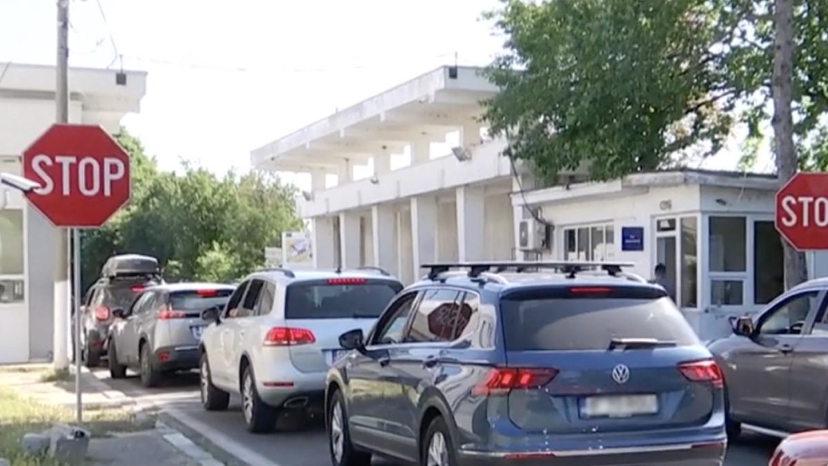 aglomeratie vami intrare romania turistii se intorc minivacanta rusalii