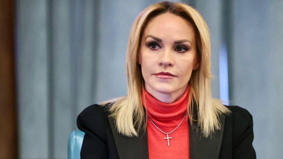 gabriela firea hartuire loc munca