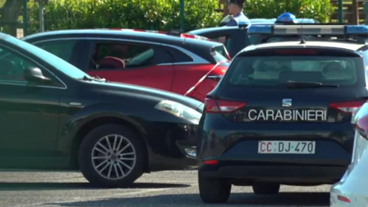 fetita moarta masina tatal cresa uitat soare roma italia