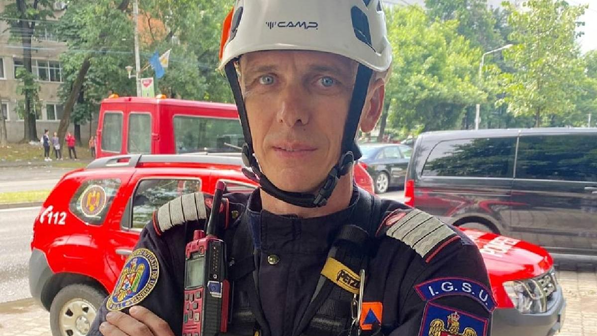 alin alpinist salvat viata militar ameninta arunca etaj