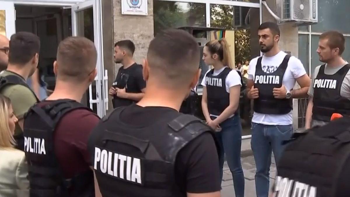 cordon politisti mama fetita 12 ani ucisa berceni