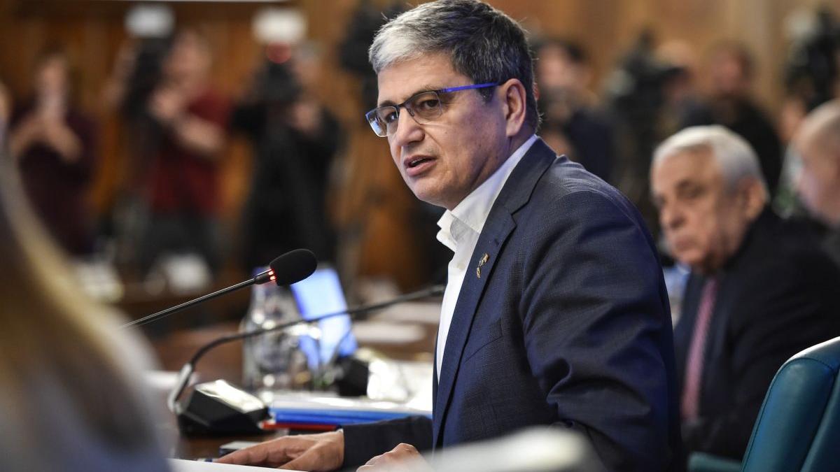 card energie dispare data romani primesc ultimi 700 lei plata facturi