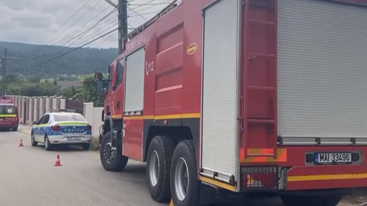 copila de opt ani in stare grava dupa ce a fost lovita cu masina de mama ei darmanesti arges