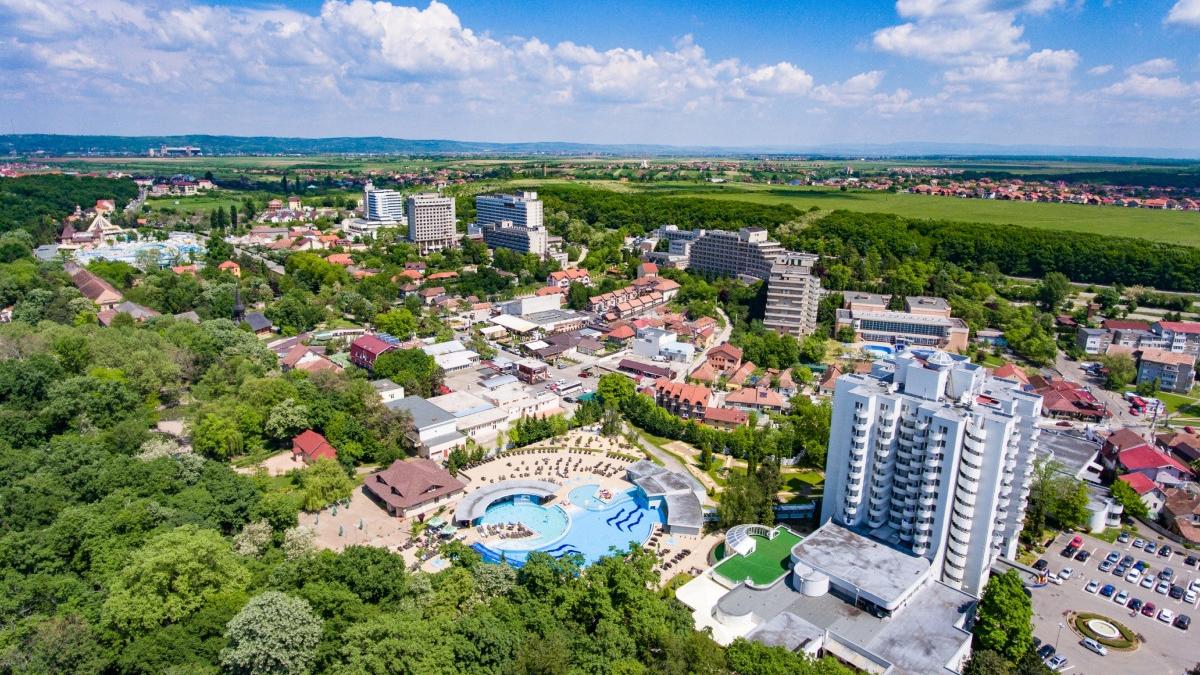 statiuni balneare rezervari sezon tineri atrasi