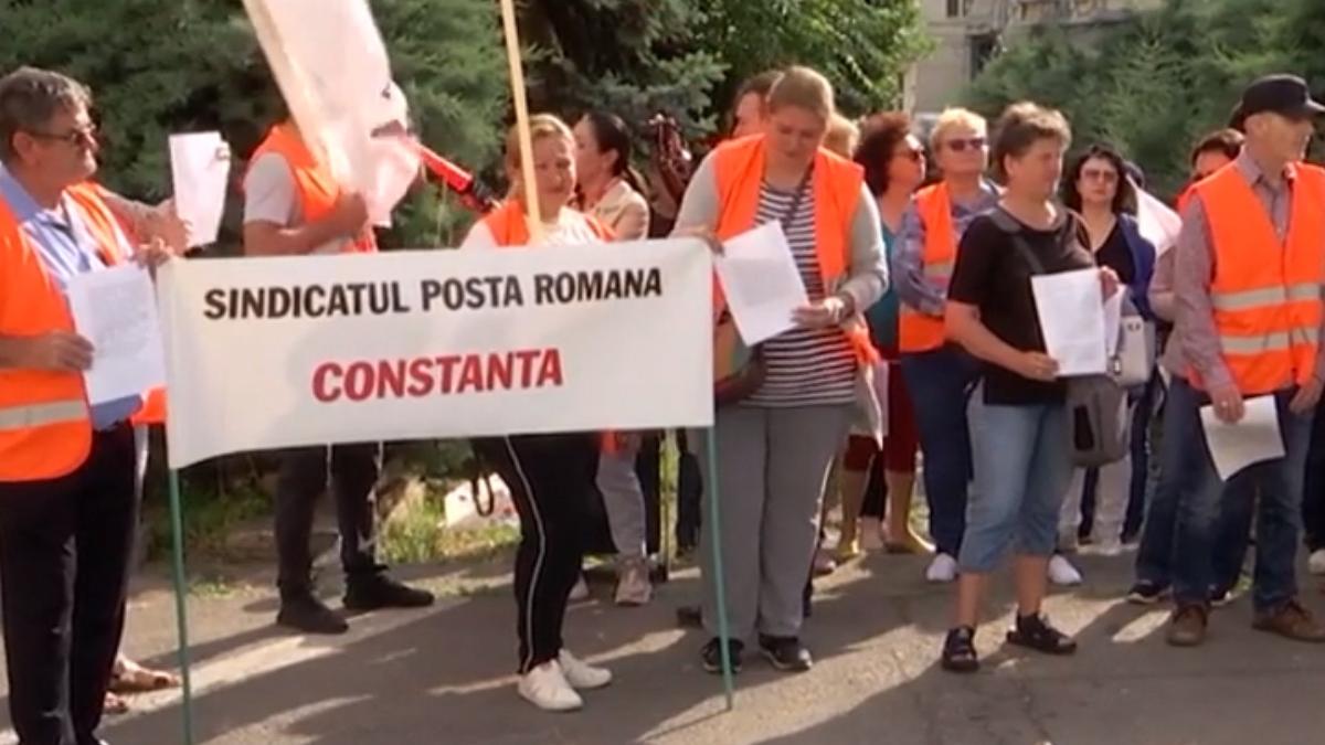 greva la posta romana angajatii cer cresterea salariilor si garantia ca nu vor fi concediati