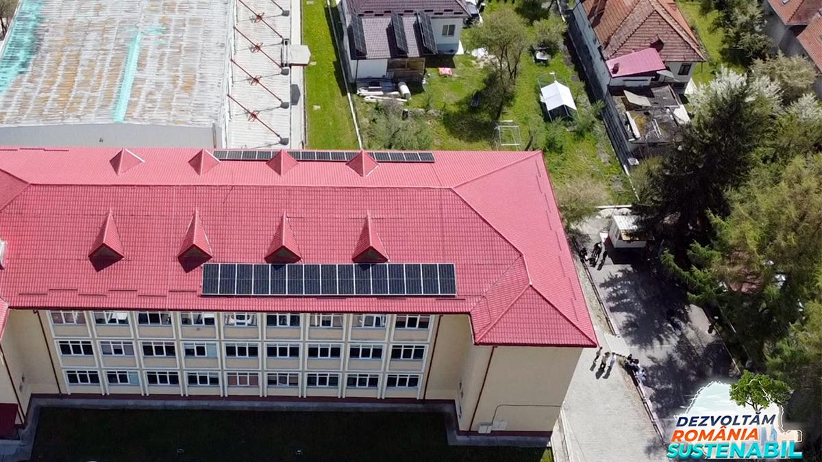 investitii educatie holcim