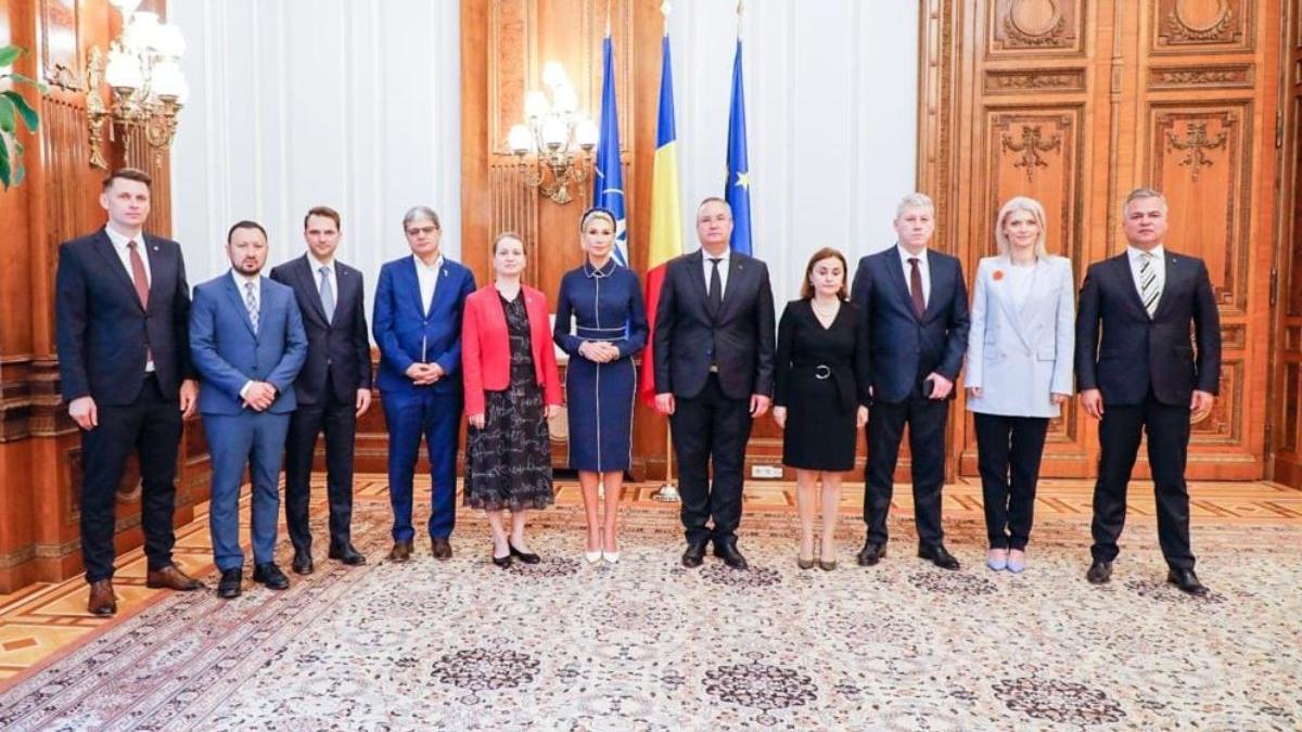 nicolae ciuca intalnire ministri pnl guvernul ciolacu