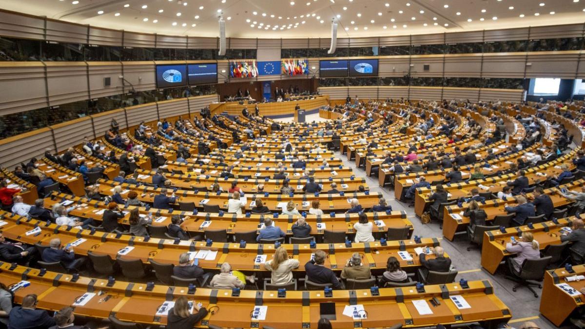 parlament european cere nato inceapa demersuri aderarea ucrainei