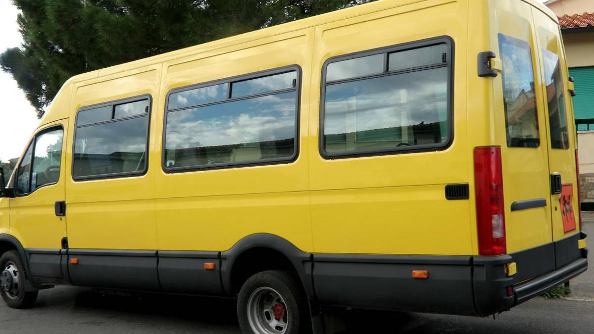 copil trei ani uitat autobuz scolar opt ore italia