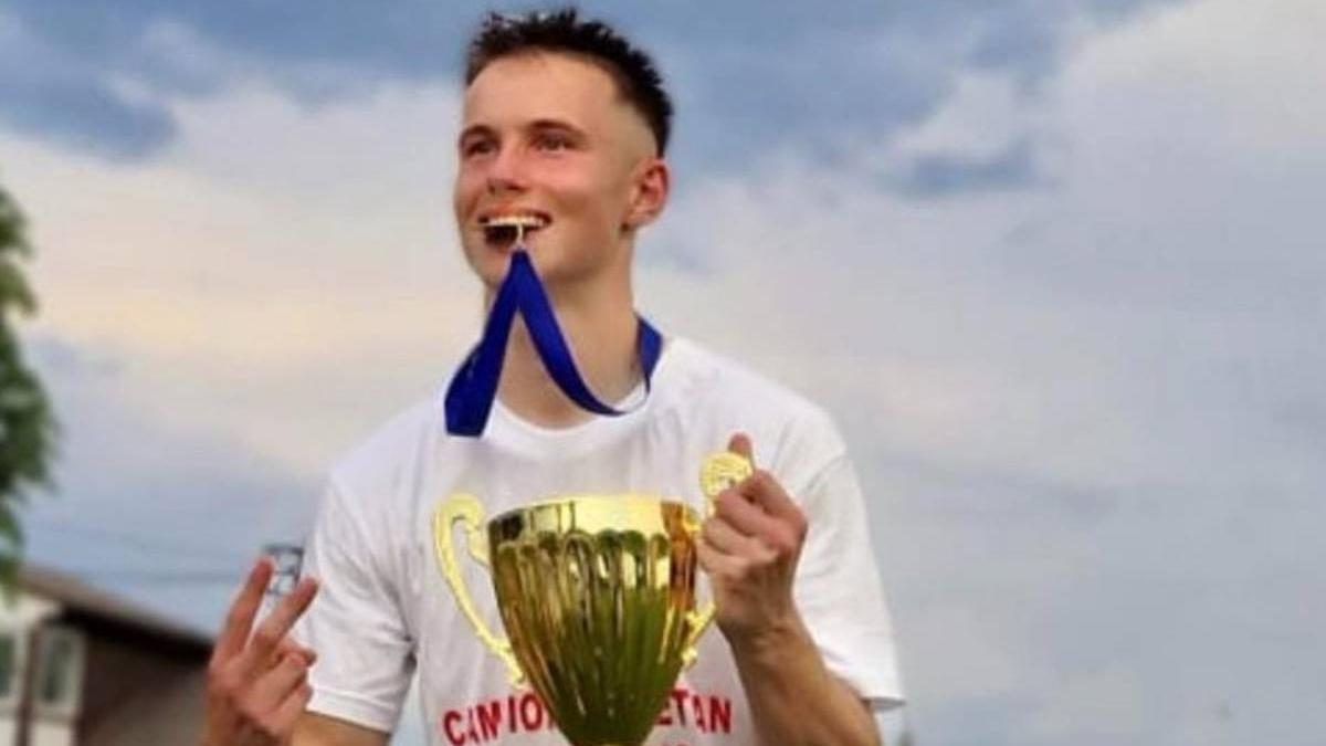 tanar 17 ani ramas fara picior curte scoala cochirleanca buzau