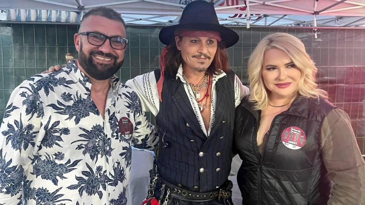 viorica ionita din clejani cadou johnny depp