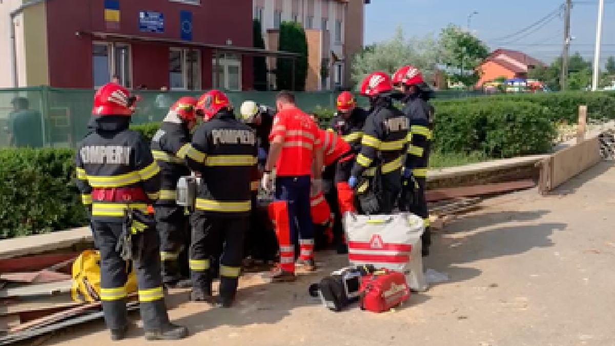 tavan imobil prabusit muncitori apahida cluj