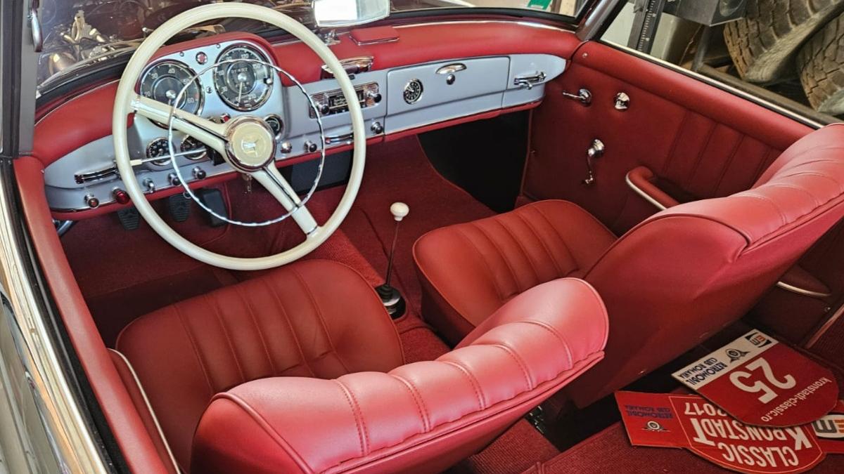 colectie masini retro rar bacau