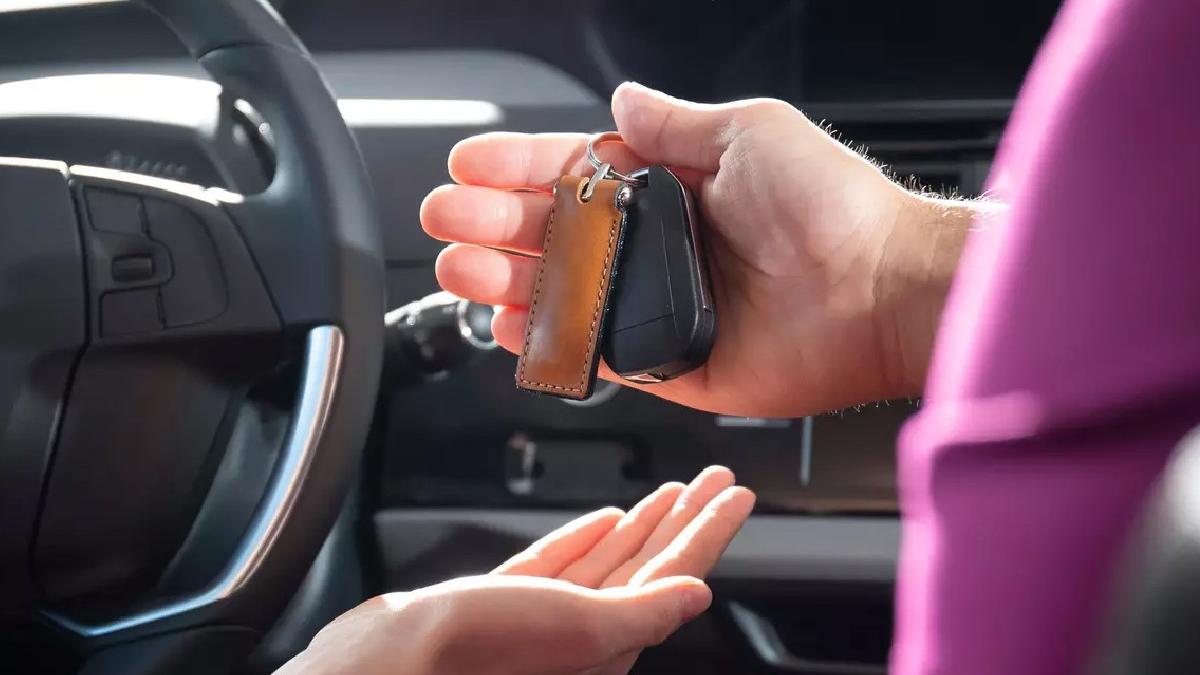 cum poti economisi bani atunci cand achizitionezi un autoturism