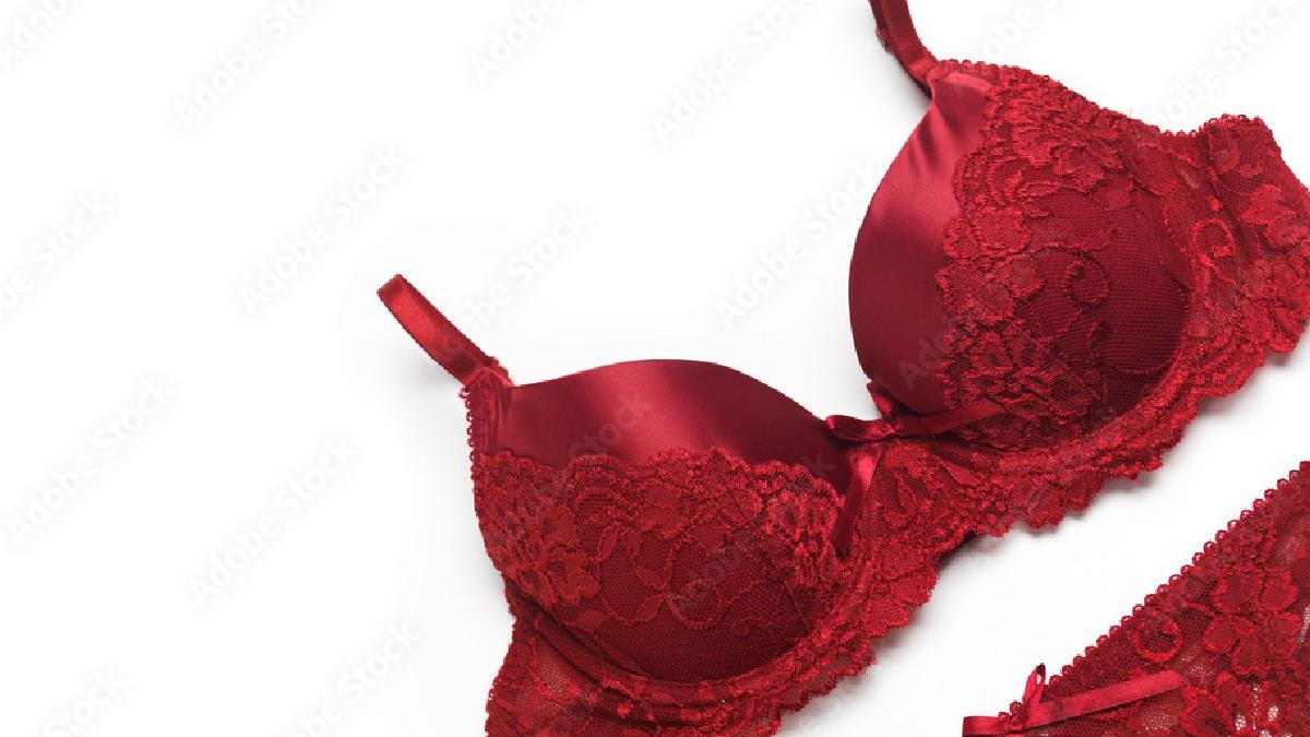 costume de baie si sutiene de marimi mari de la brandul triumphstore confidenta si eleganta intr un