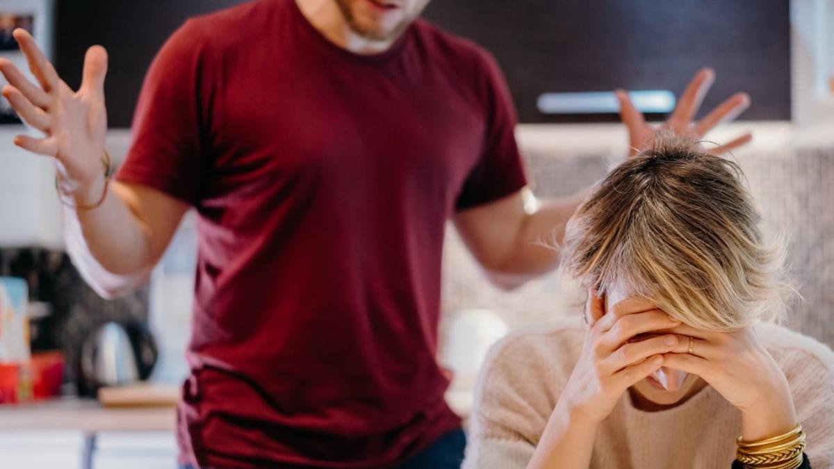 ordin protectie victime agresiune violenta domestica prelungit 12 luni