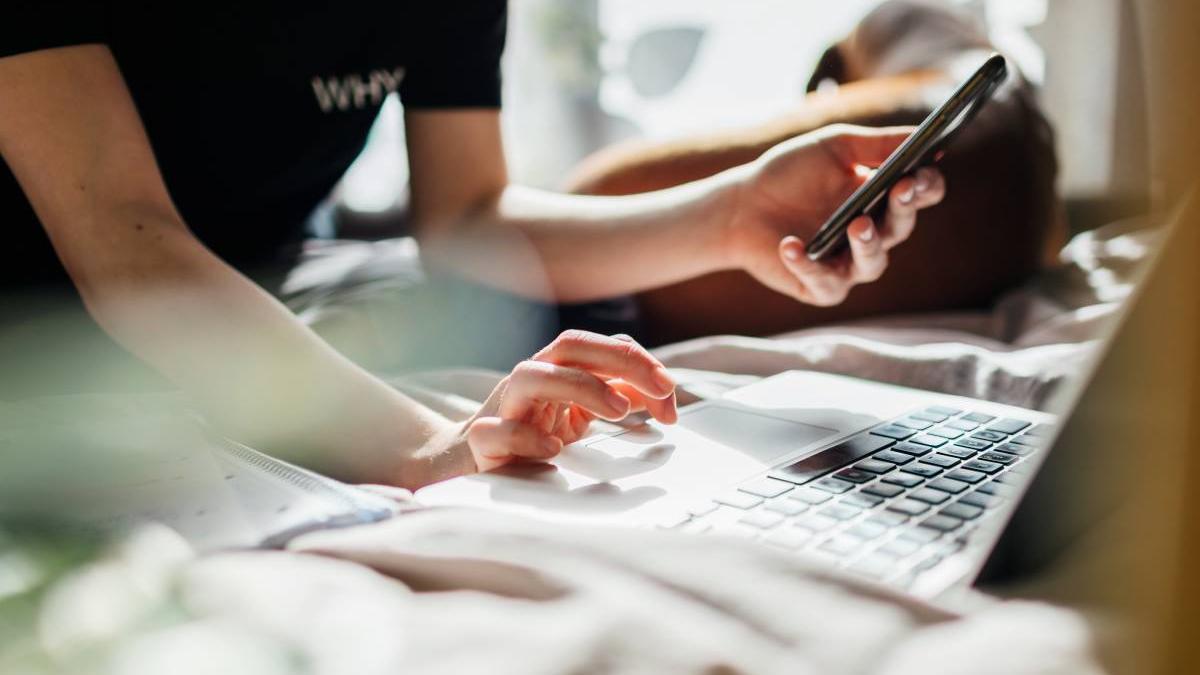 iphone sterge fotografii definitiv my photo stream