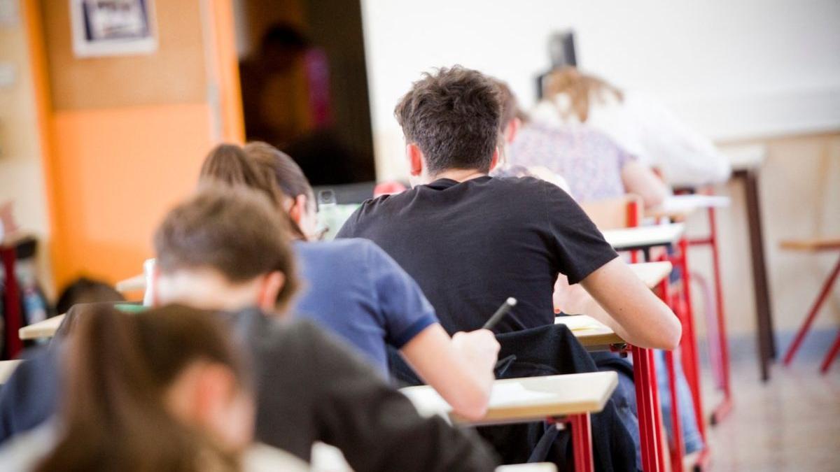 zi mari emotii rezultate la bac 130 mii candidati sufletul la gura