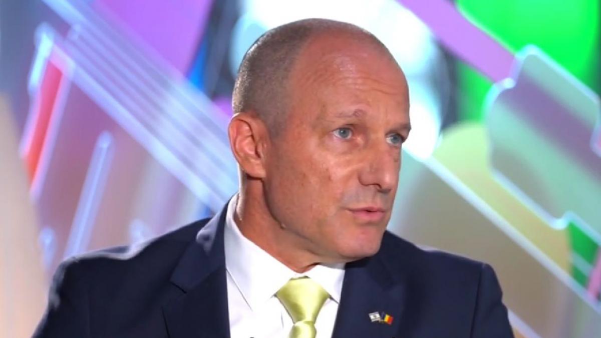 interviu ambasador israel reuven azar