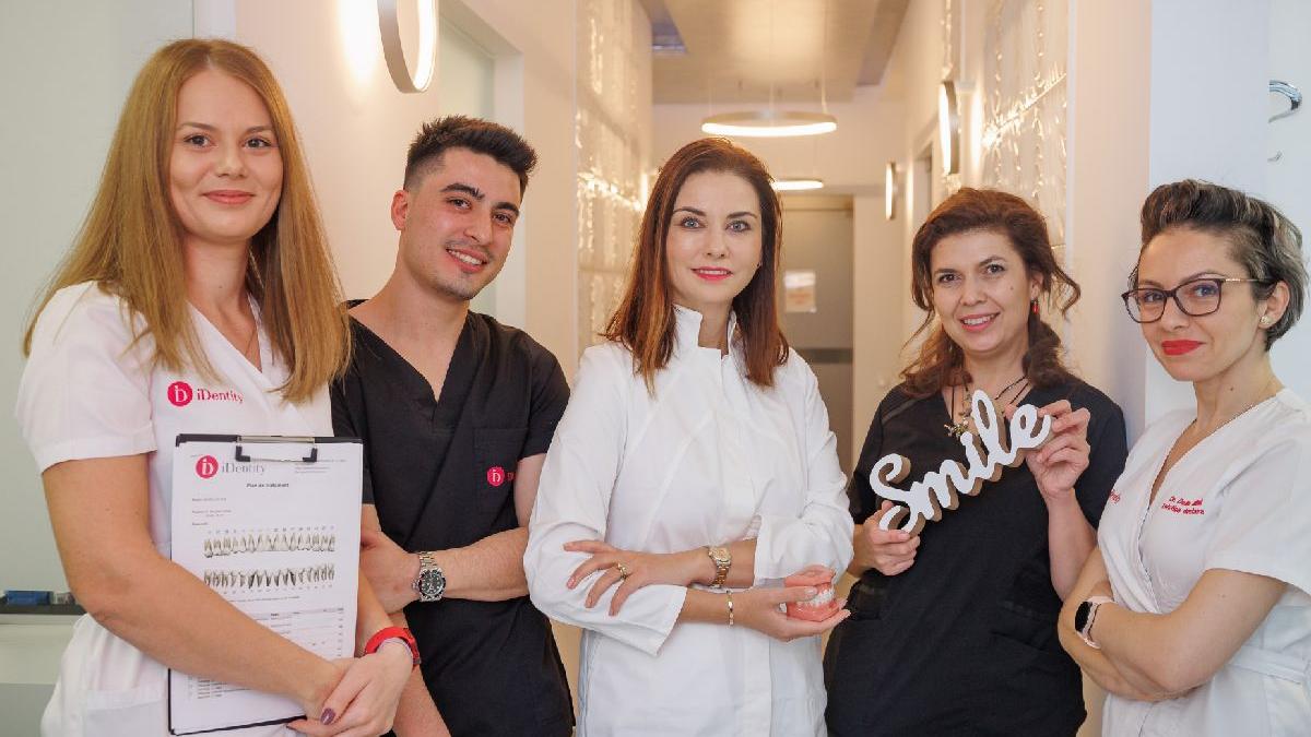 aditie de os si implant dentar in aceeasi zi