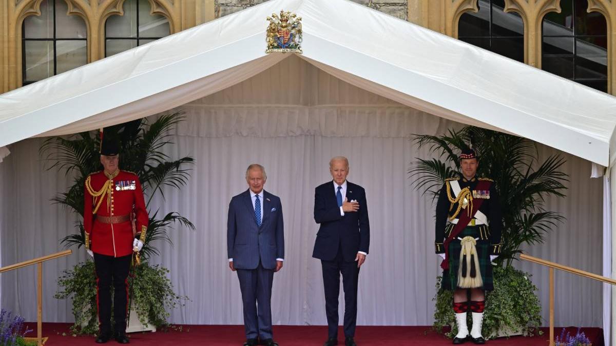 intalnire istorica regele charles joe biden intalnire summit nato