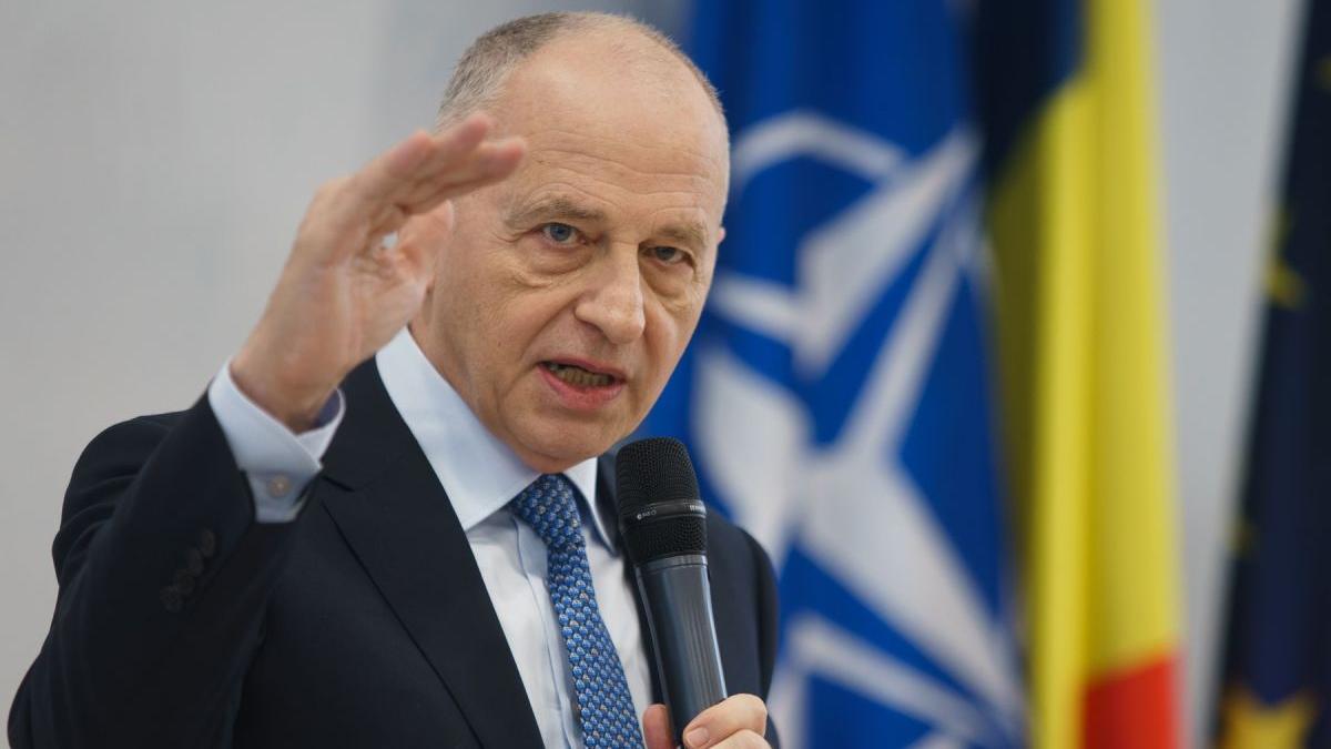 mircea geoana statut ucraina summit nato