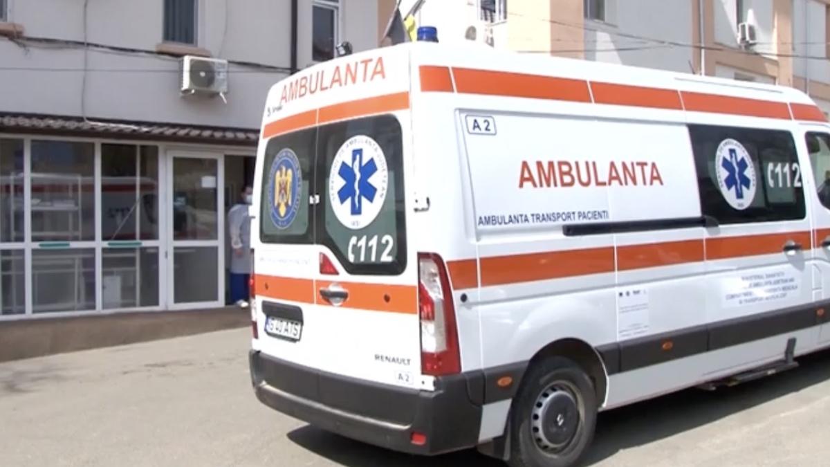 9 copii 3 adulti spital toxiinfectie alimentara botez bistrita nasaud