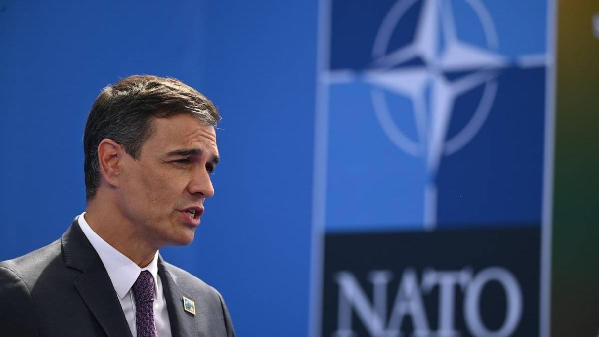 pedro sanchez spania trimite soldati romania slovacia