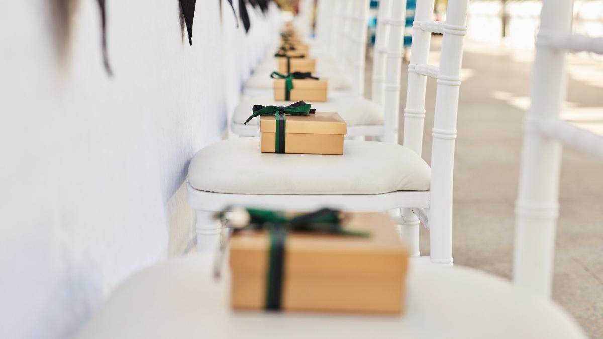 cerere inedita de cadou la o nunta din botosani reactia nuntasilor