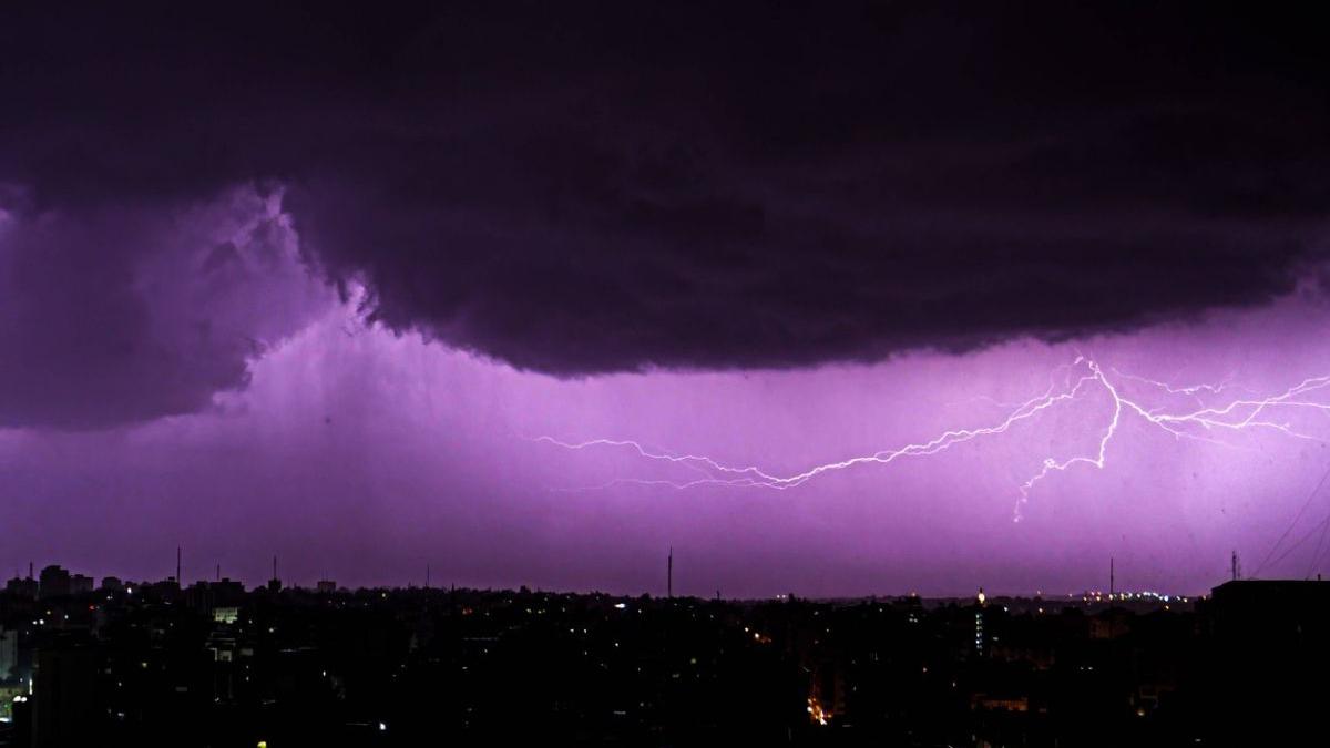 cod portocaliu avertizare anm furtuni