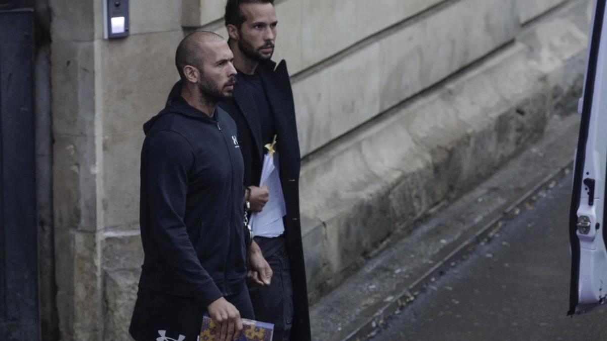 fratii tate dau judecata femeia sua depus plangere daune 5 milioane dolari