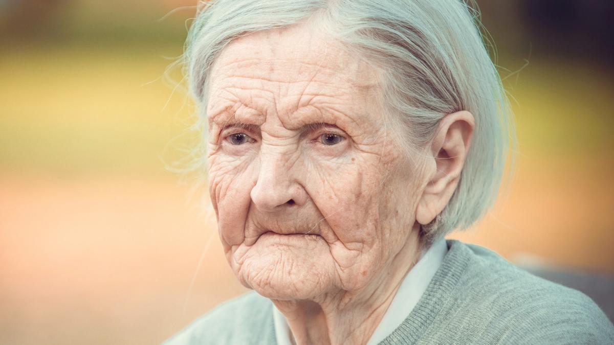 functionarii care masluiau controalele la caminele groazei arestati la domiciliu