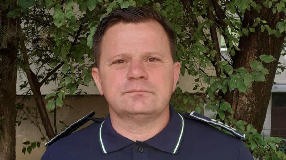 el este marius politistul care a salvat viata unui barbat implicat intr un accident grav maramures
