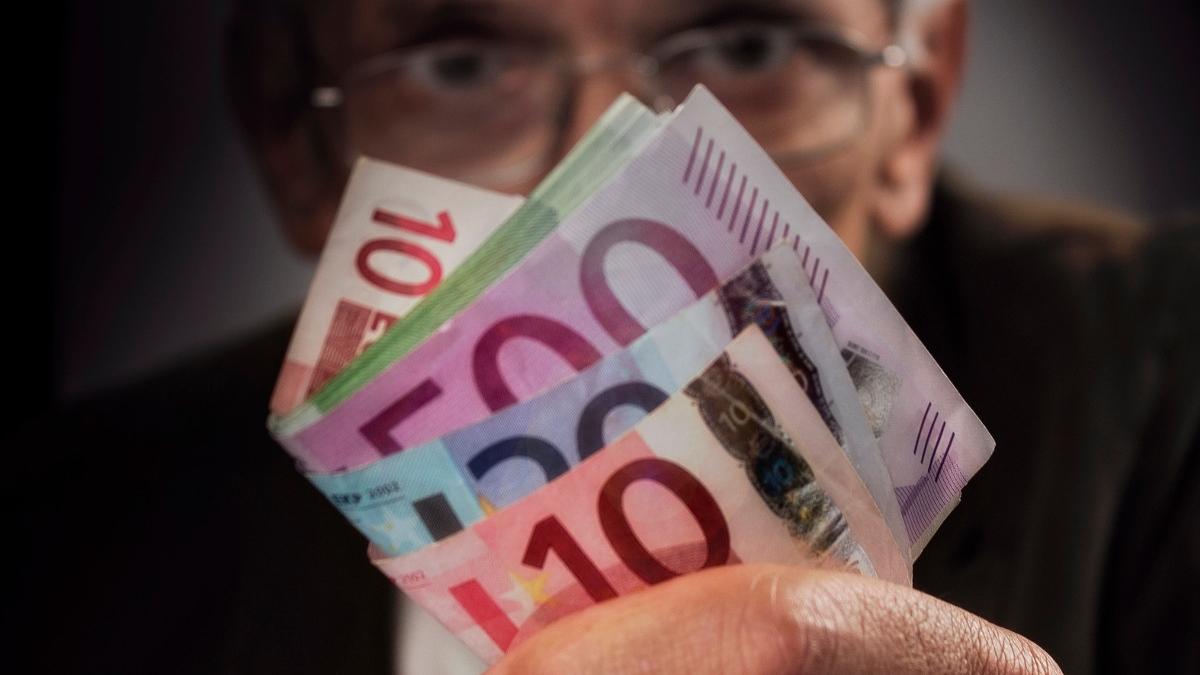 barbat vrancea pedeapsa despagubiri promisiune pensie handicap cunostinta