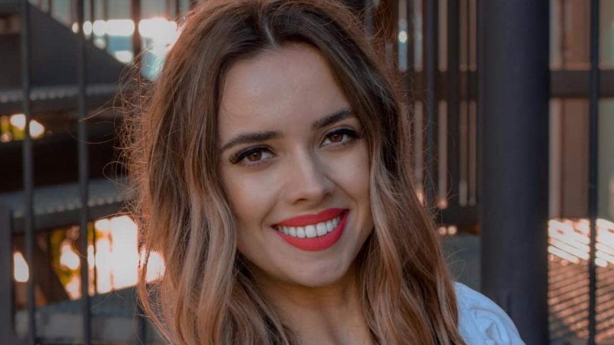 ea este teodora o tanara din botosani media 10 examen titularizare iasi