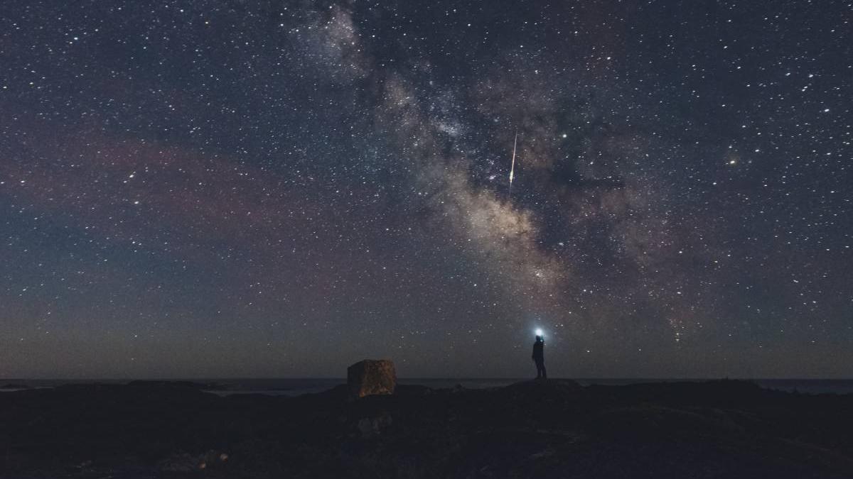 fenomen spectaculos cer romania ploaie meteoriti