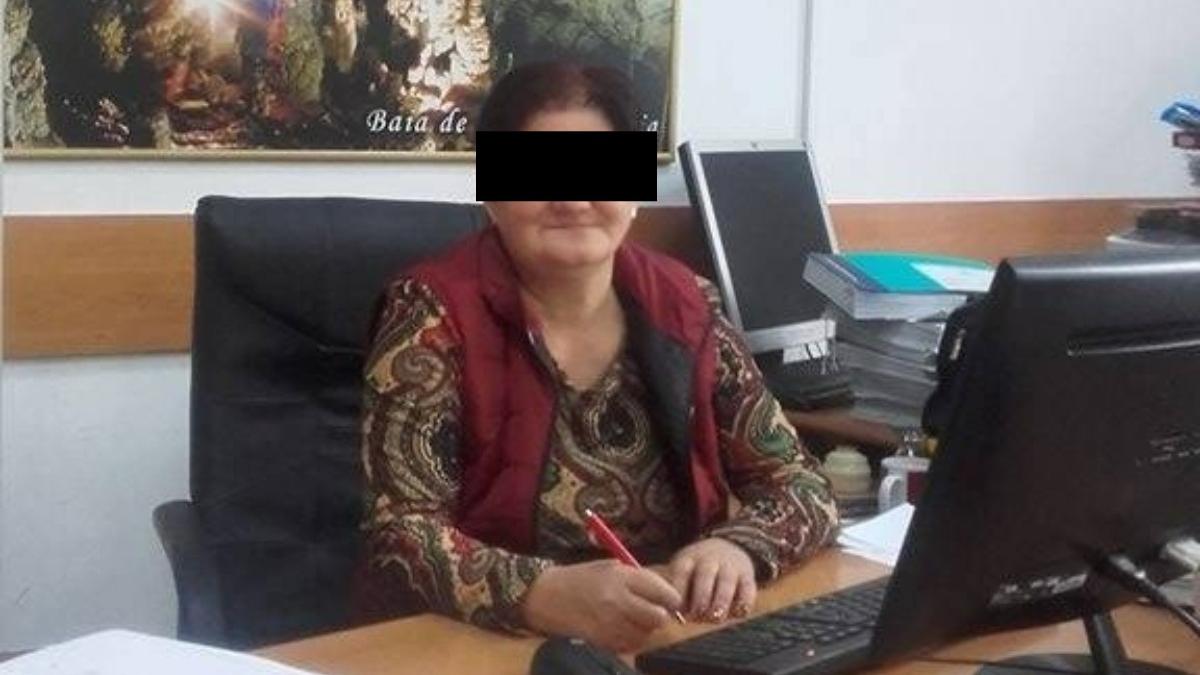 contabila primarie gorj injunghiata concubin