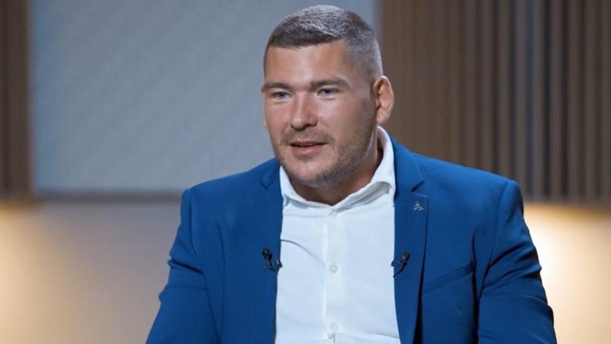 fosta iubita razbunat milionar roman calin donca