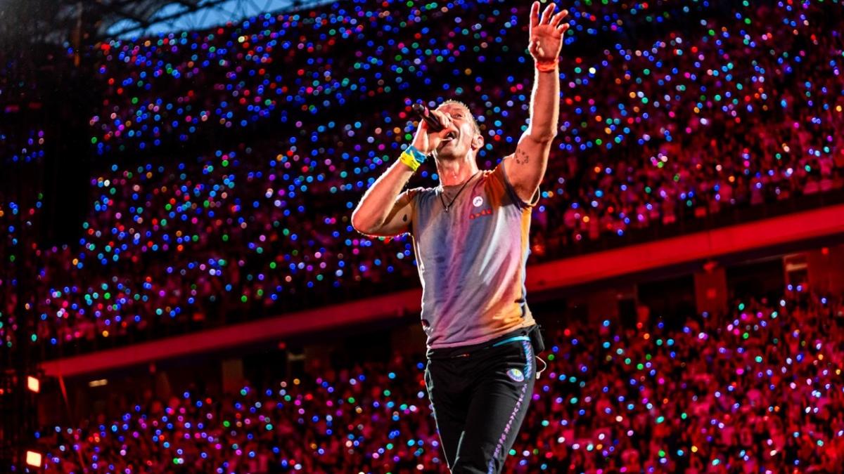 peste 100 000 de fani coada bilete pre sale concertul coldplay bucuresti pret tichete