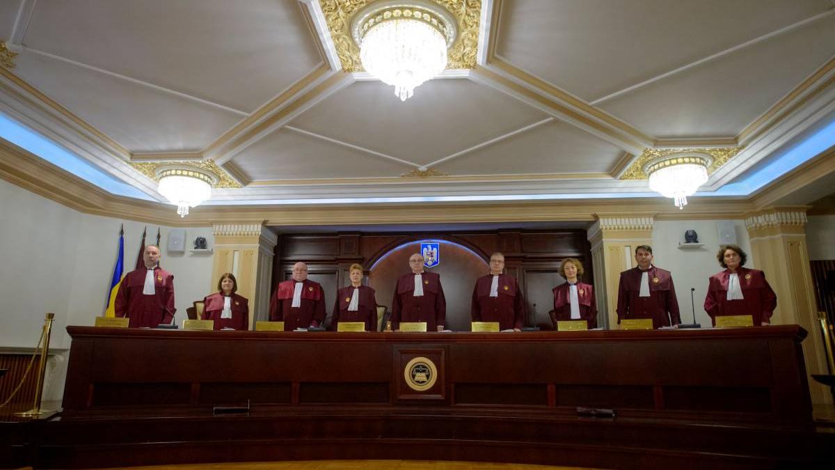 ccr amanat decizie lege pensii speciale lege cumul pensie salariu lamuriri suplimentare