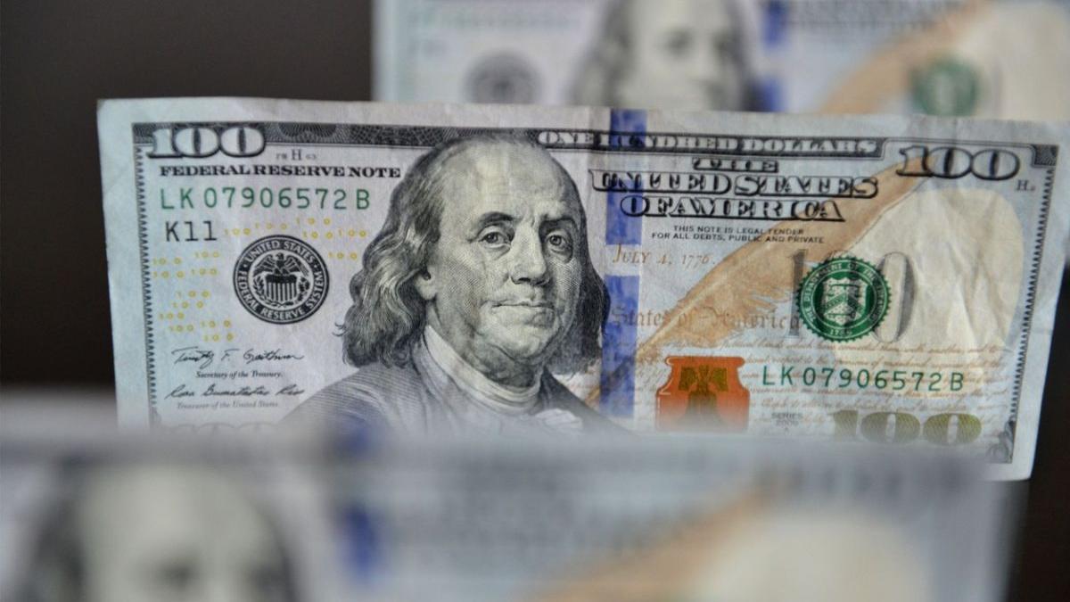 ucraineni jumatate milion dolari intrarea romania