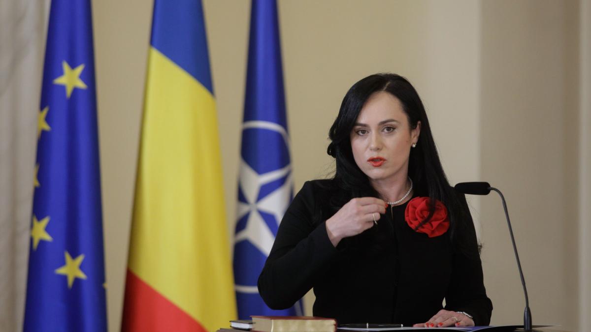 pensie minima crestere consistenta anunt simona bucura oprescu