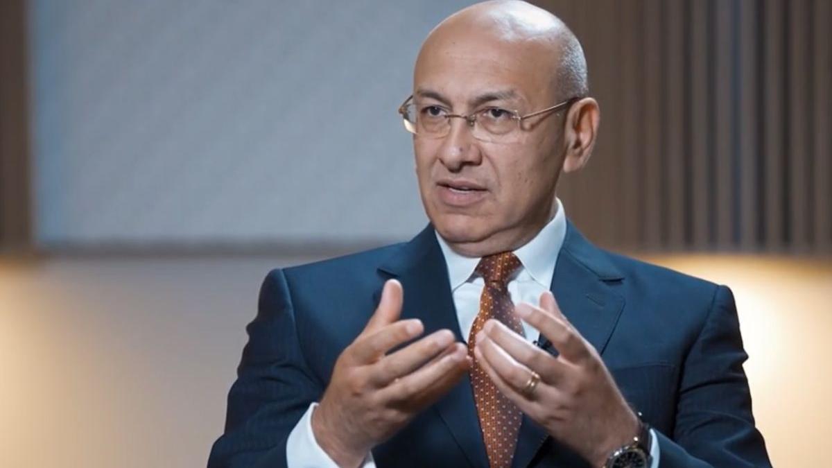 lider sau supravietuitor petre nicolae consultant milionari