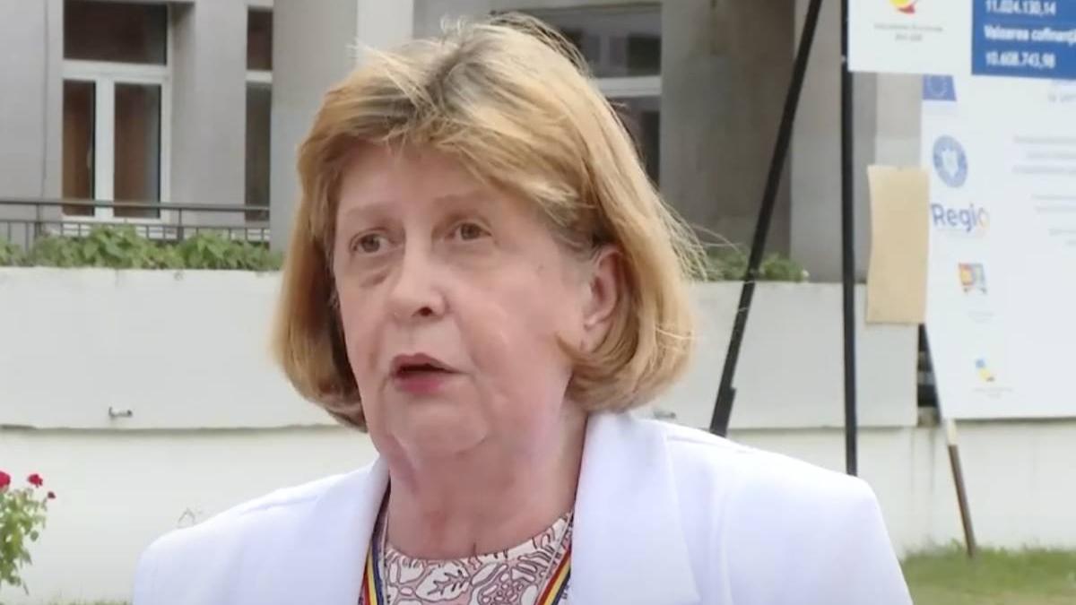 directoare spital urziceni suspendata functie femeie nascut fata unitate medicala