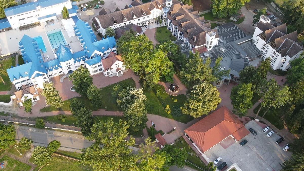 statiunea vata bai trofeu turistic elena udrea tranzactie spectaculoasa incregaturi dubioase