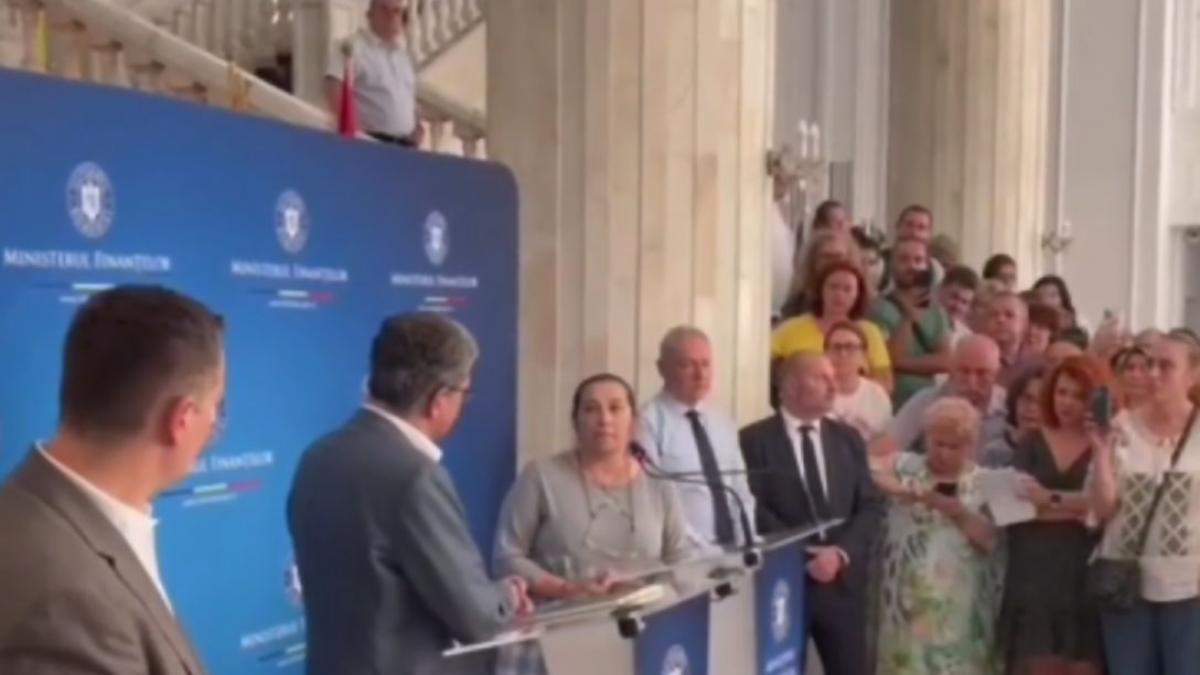 directoare minister finante demisie marcel bolos