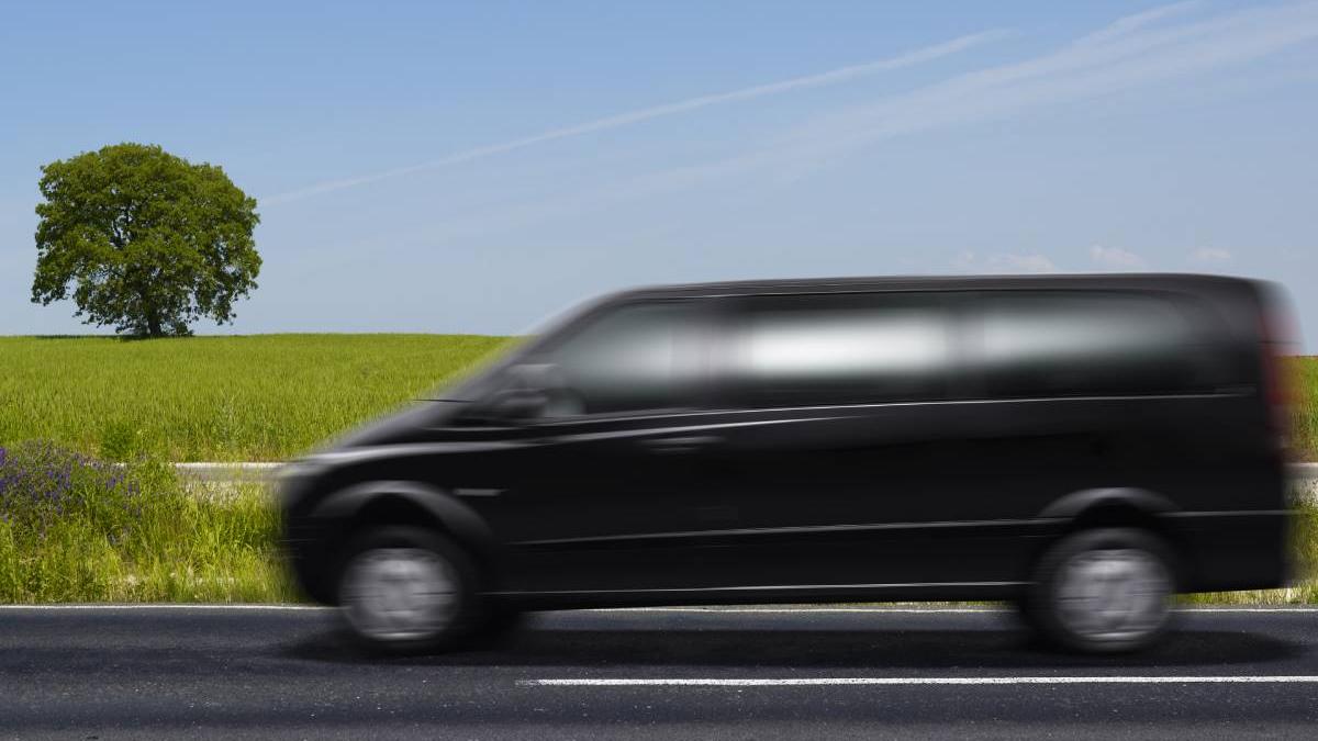 barbati acosteaza minore masina neagra saftica ilfov