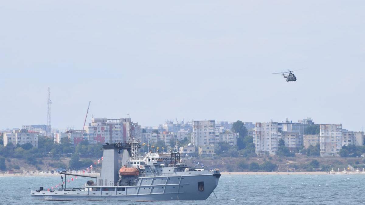 nava militara elicopter litoral romanesc mina marina explodat costinesti